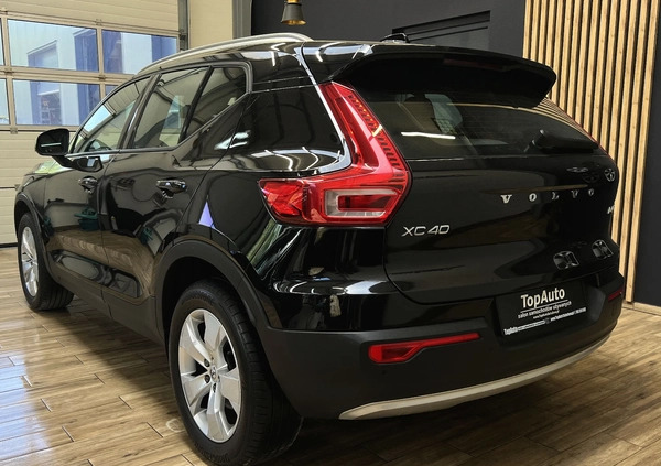 Volvo XC 40 cena 109900 przebieg: 122000, rok produkcji 2018 z Dąbrowa Tarnowska małe 667